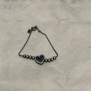 Hypoallergenic Heart Bracelete